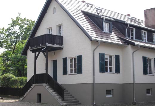 Einfamilienhäuser & Mehrfamilienhäuser